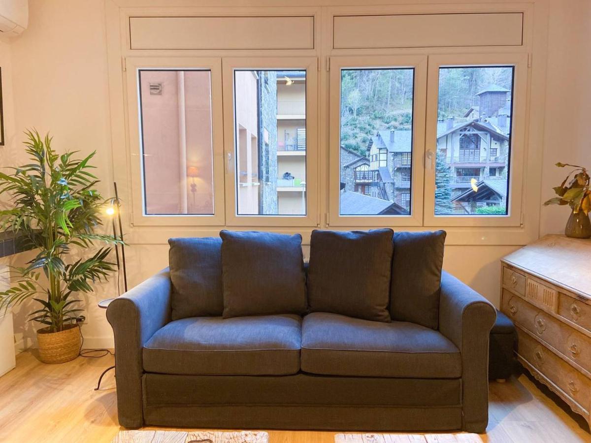 Uenik - Rustico & Moderno En Arinsal - Esqui Lägenhet Mas de Ribafeta Exteriör bild