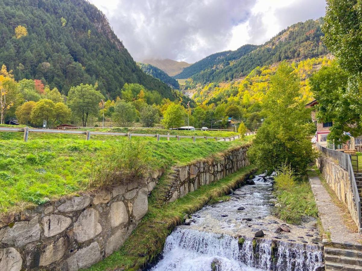 Uenik - Rustico & Moderno En Arinsal - Esqui Lägenhet Mas de Ribafeta Exteriör bild